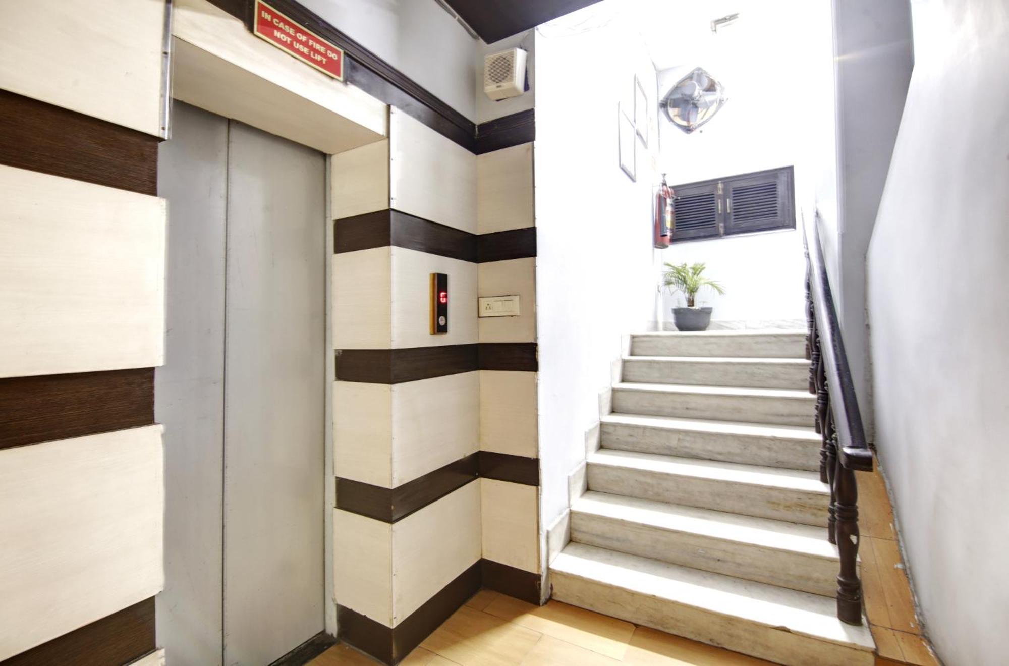 Hotel Bb Palace Delhi Zewnętrze zdjęcie