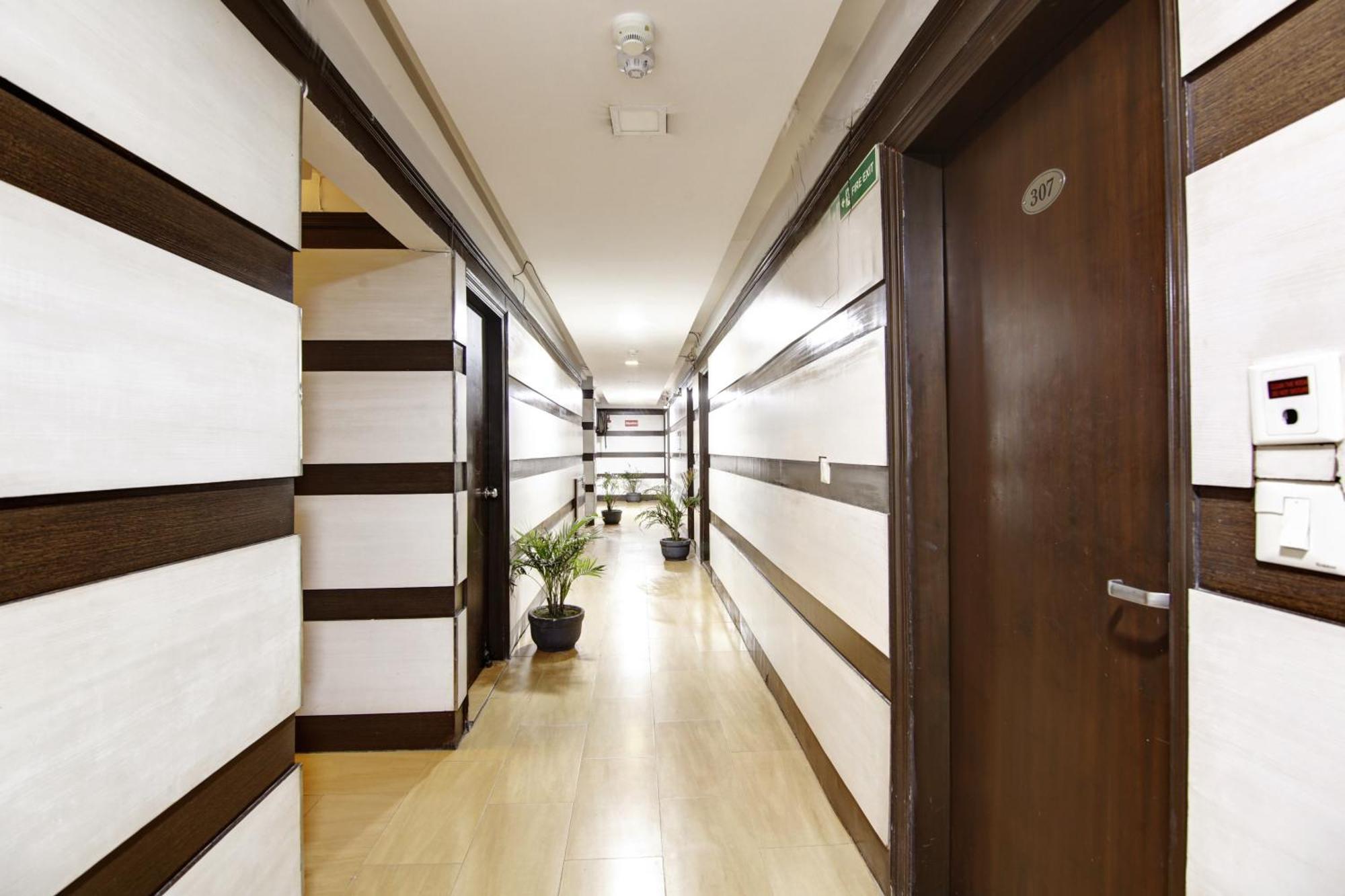 Hotel Bb Palace Delhi Zewnętrze zdjęcie