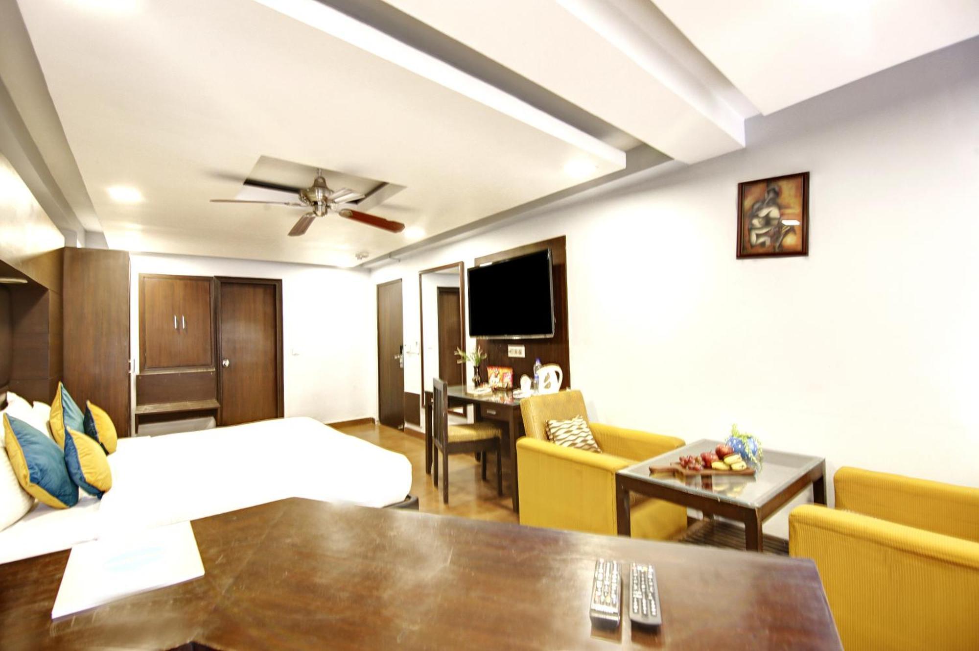 Hotel Bb Palace Delhi Zewnętrze zdjęcie