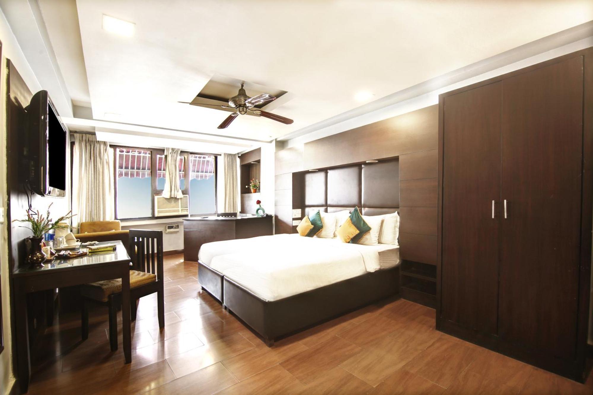 Hotel Bb Palace Delhi Zewnętrze zdjęcie
