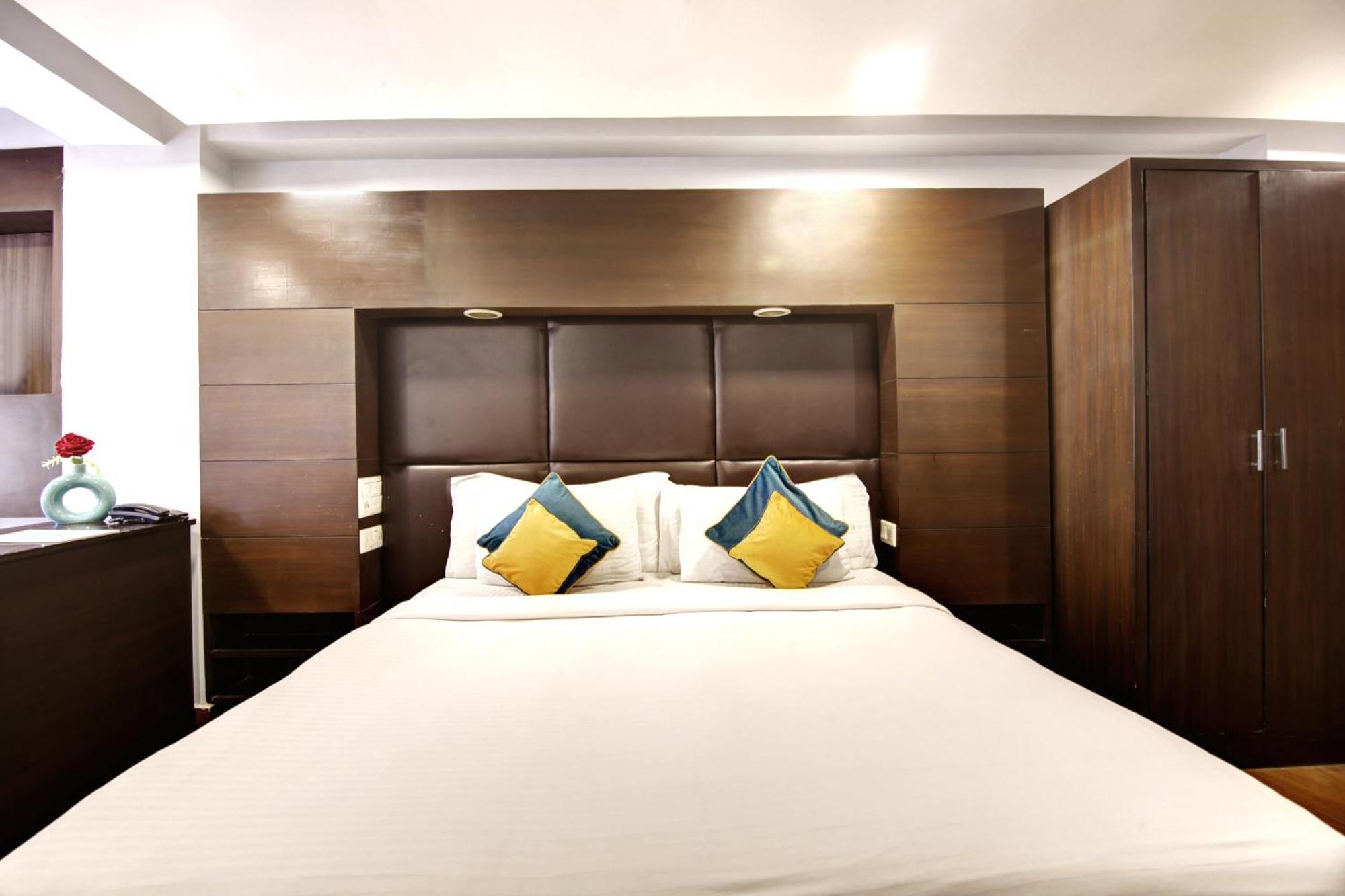 Hotel Bb Palace Delhi Zewnętrze zdjęcie