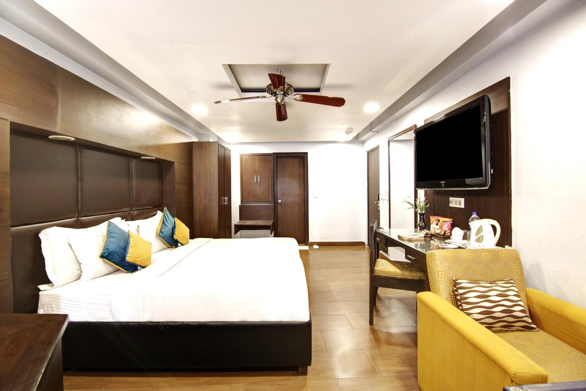 Hotel Bb Palace Delhi Zewnętrze zdjęcie